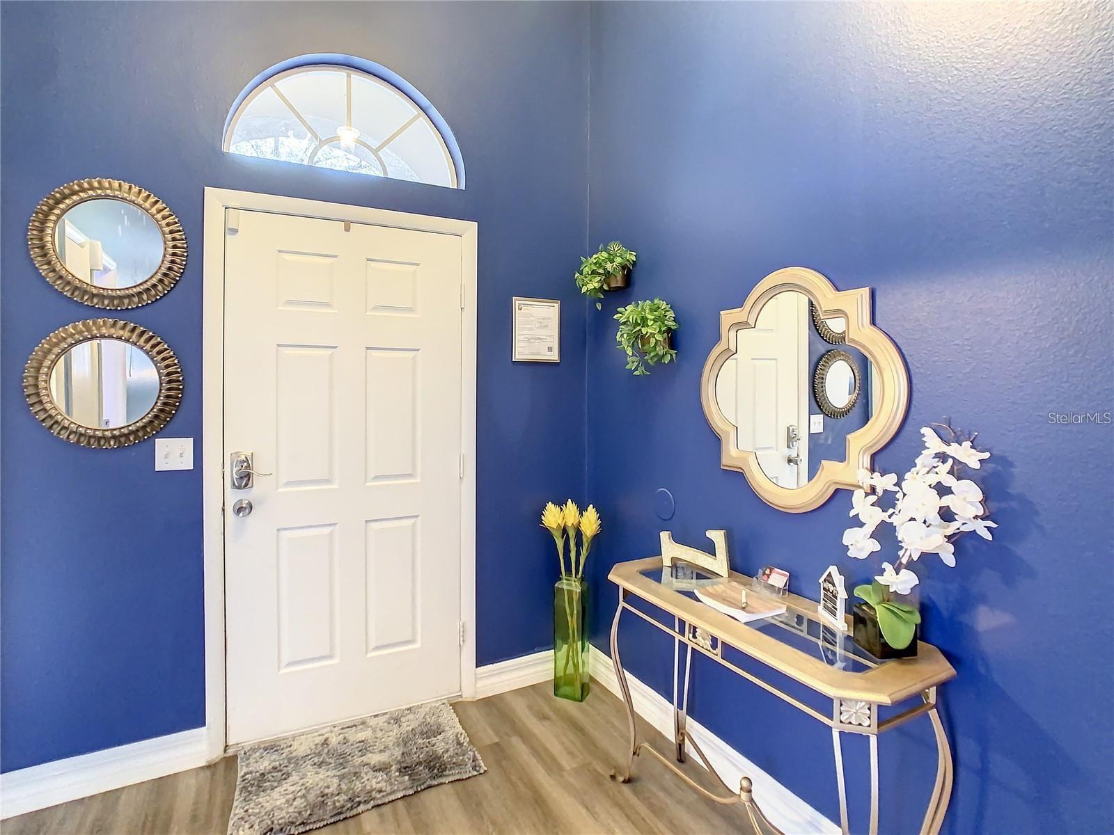 510 CASTLEMAIN CIRCLE