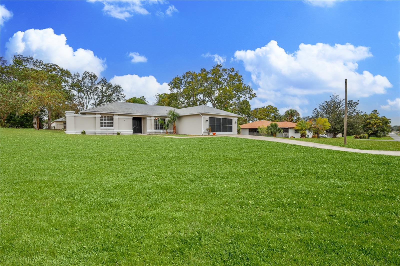 SPRING HILL - Residential