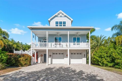 1720 MARINER WAY TARPON SPRINGS FL 34689