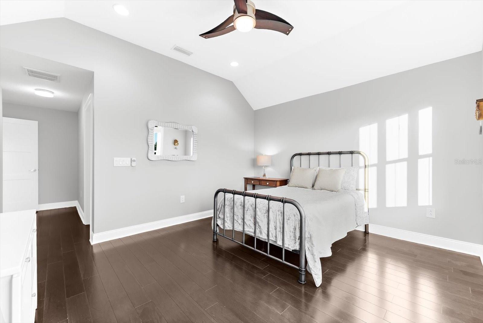 MARINER VILLAGE SUB - Residential