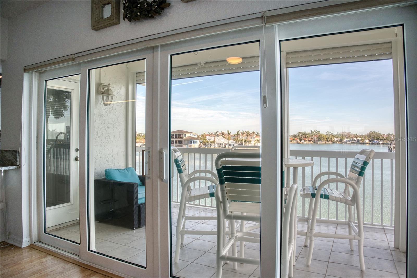 CAPTIVA CAY - Residential