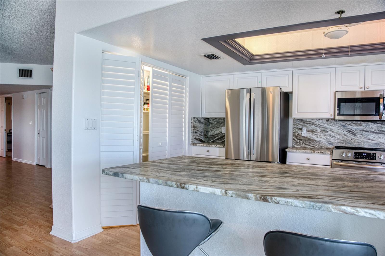 CAPTIVA CAY - Residential