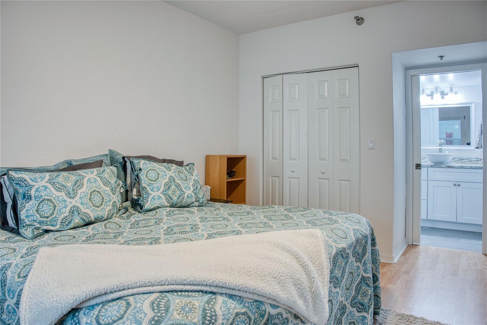 CAPTIVA CAY - Residential