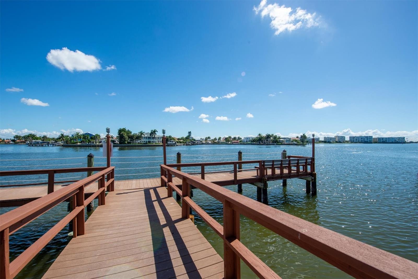 CAPTIVA CAY - Residential
