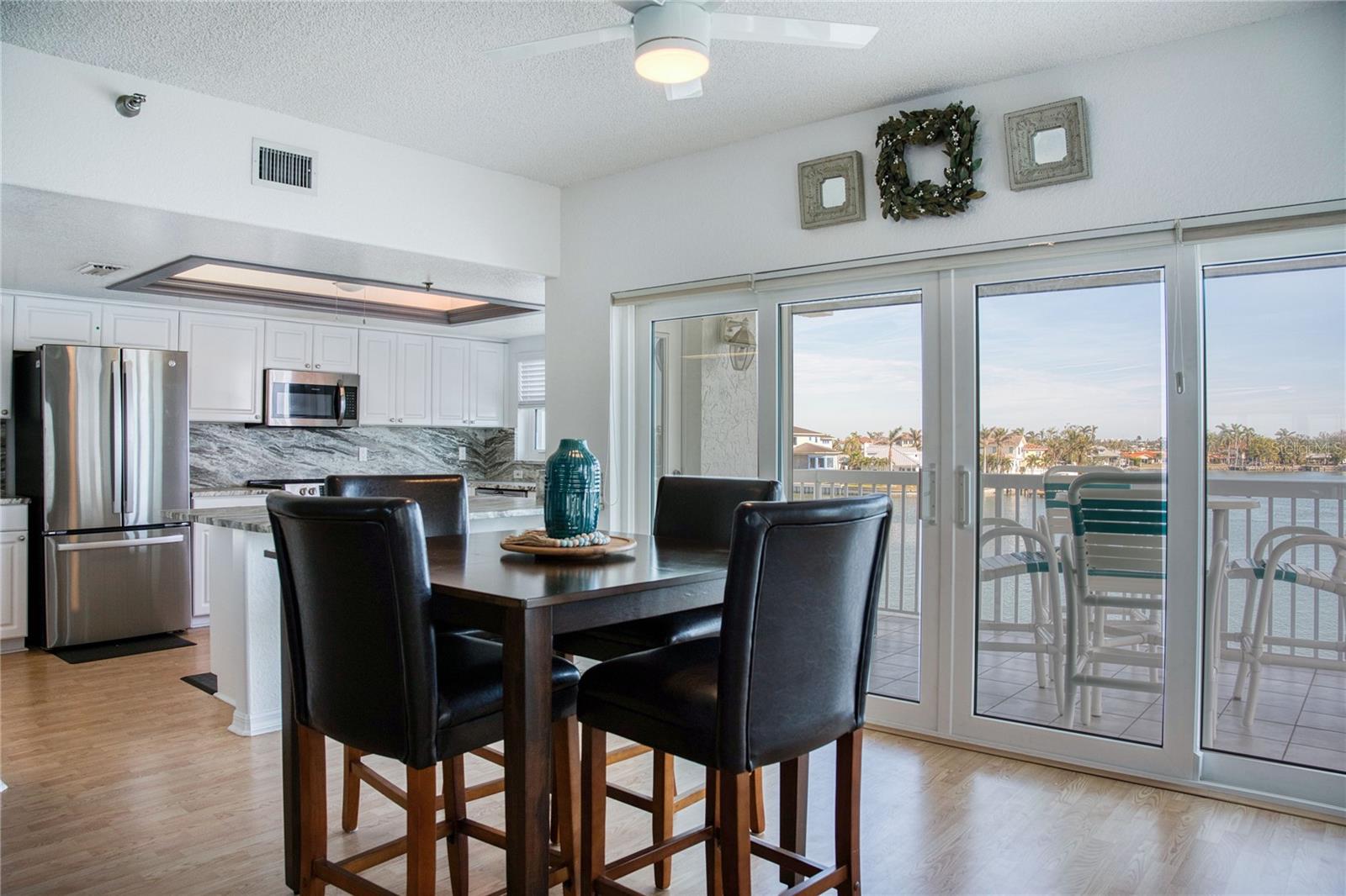 CAPTIVA CAY - Residential
