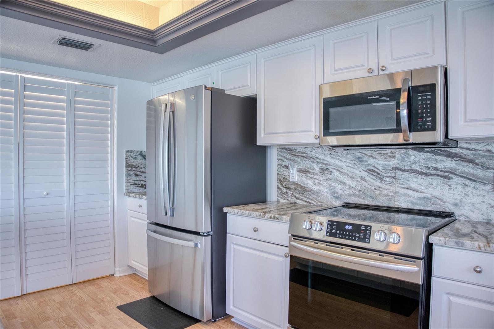 CAPTIVA CAY - Residential