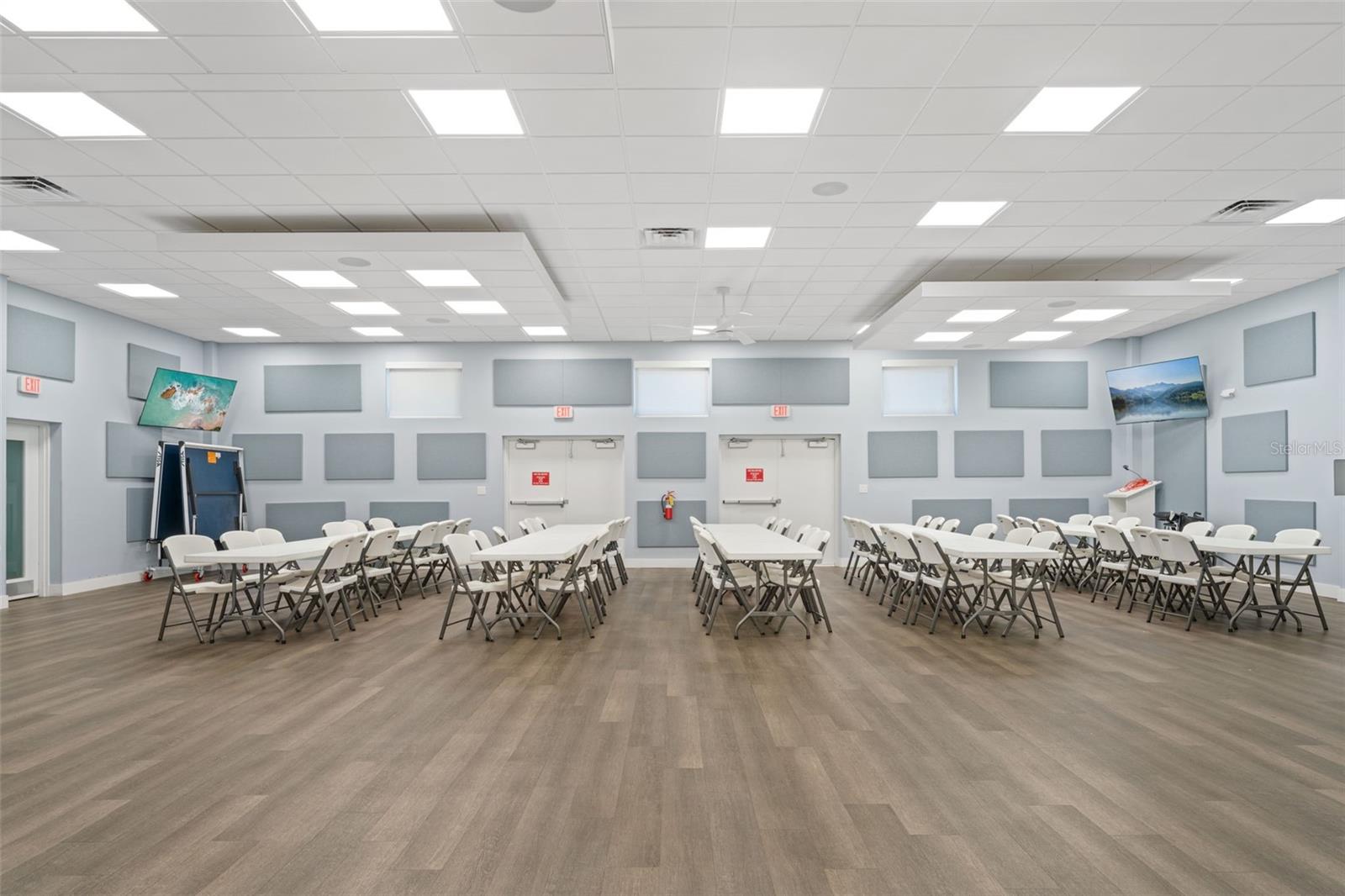 HOLIDAY PARK - Residential