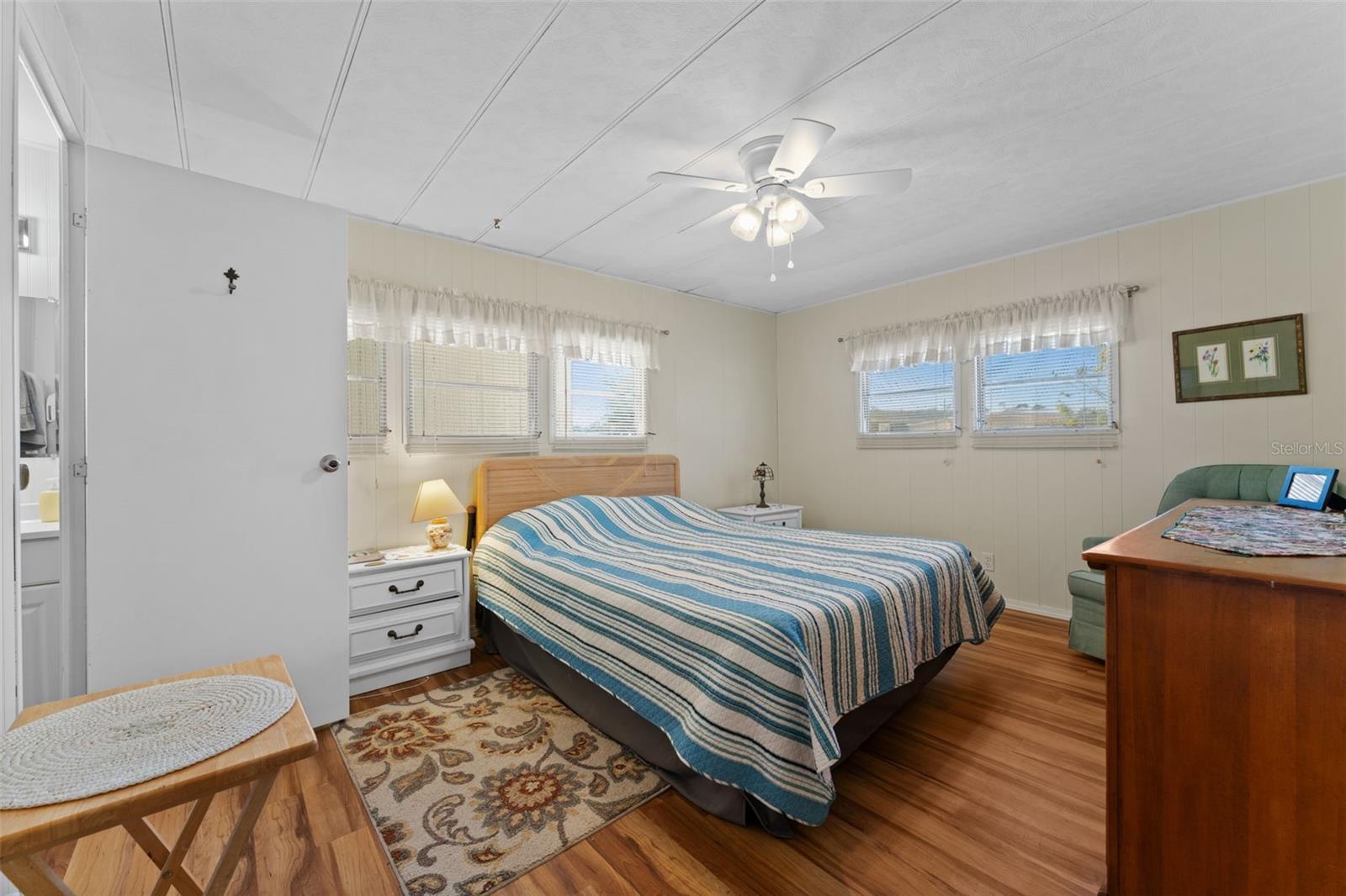 HOLIDAY PARK - Residential