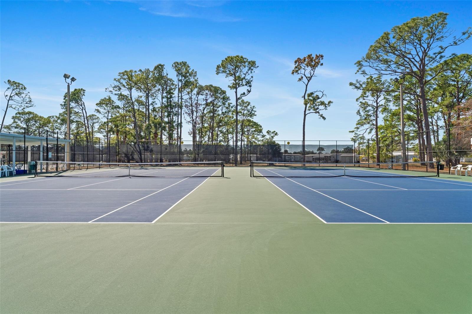 HOLIDAY PARK - Residential