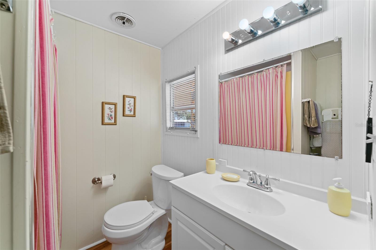 HOLIDAY PARK - Residential