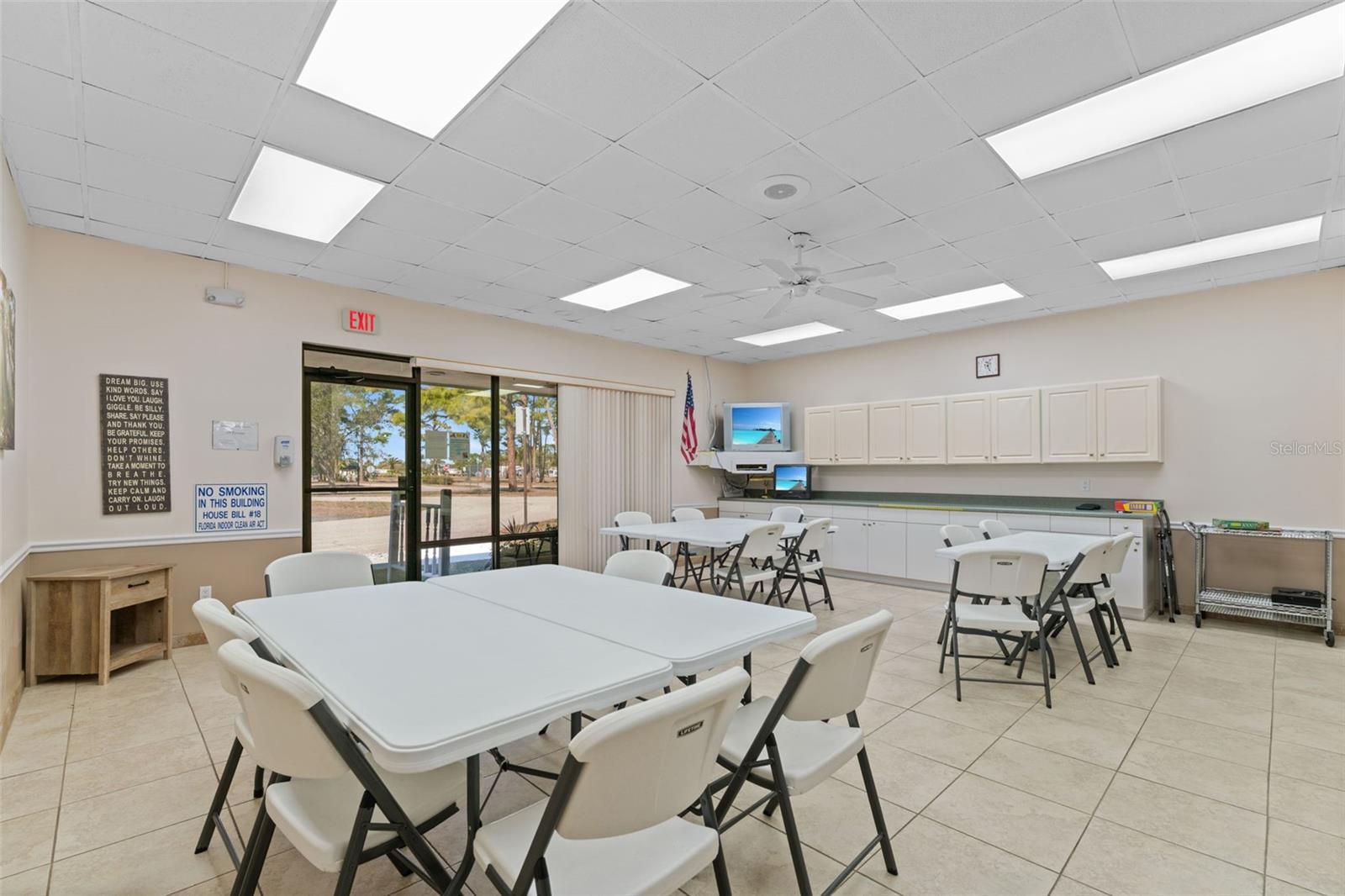 HOLIDAY PARK - Residential