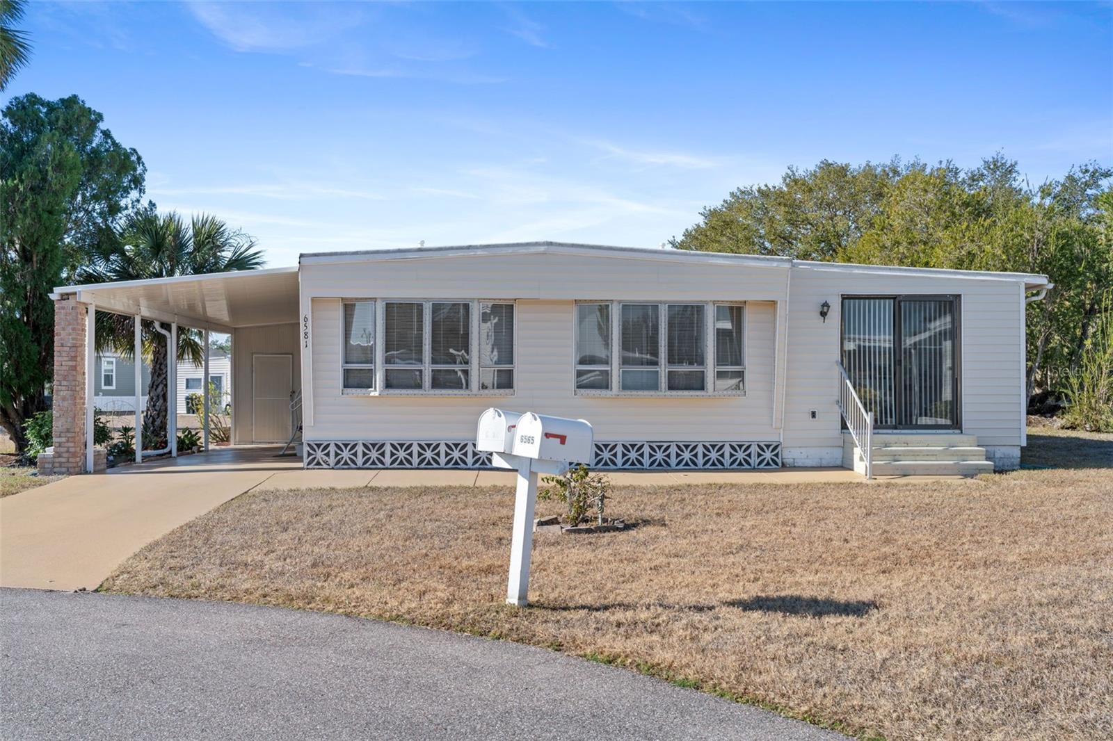 HOLIDAY PARK - Residential