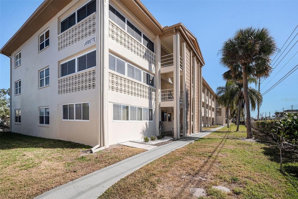 Photo of 4455 Duhme Road #304, St Petersburg, FL 33708 (MLS # TB8471484)