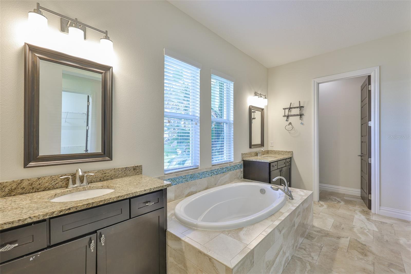 FISHHAWK RANCH PH 2 PRCL - Residential