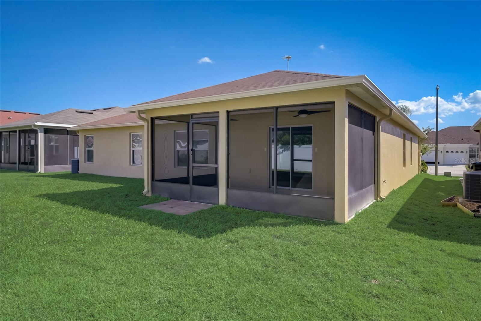 SHINGLE CRK RESERVE/OAKS PH 3 - Residential