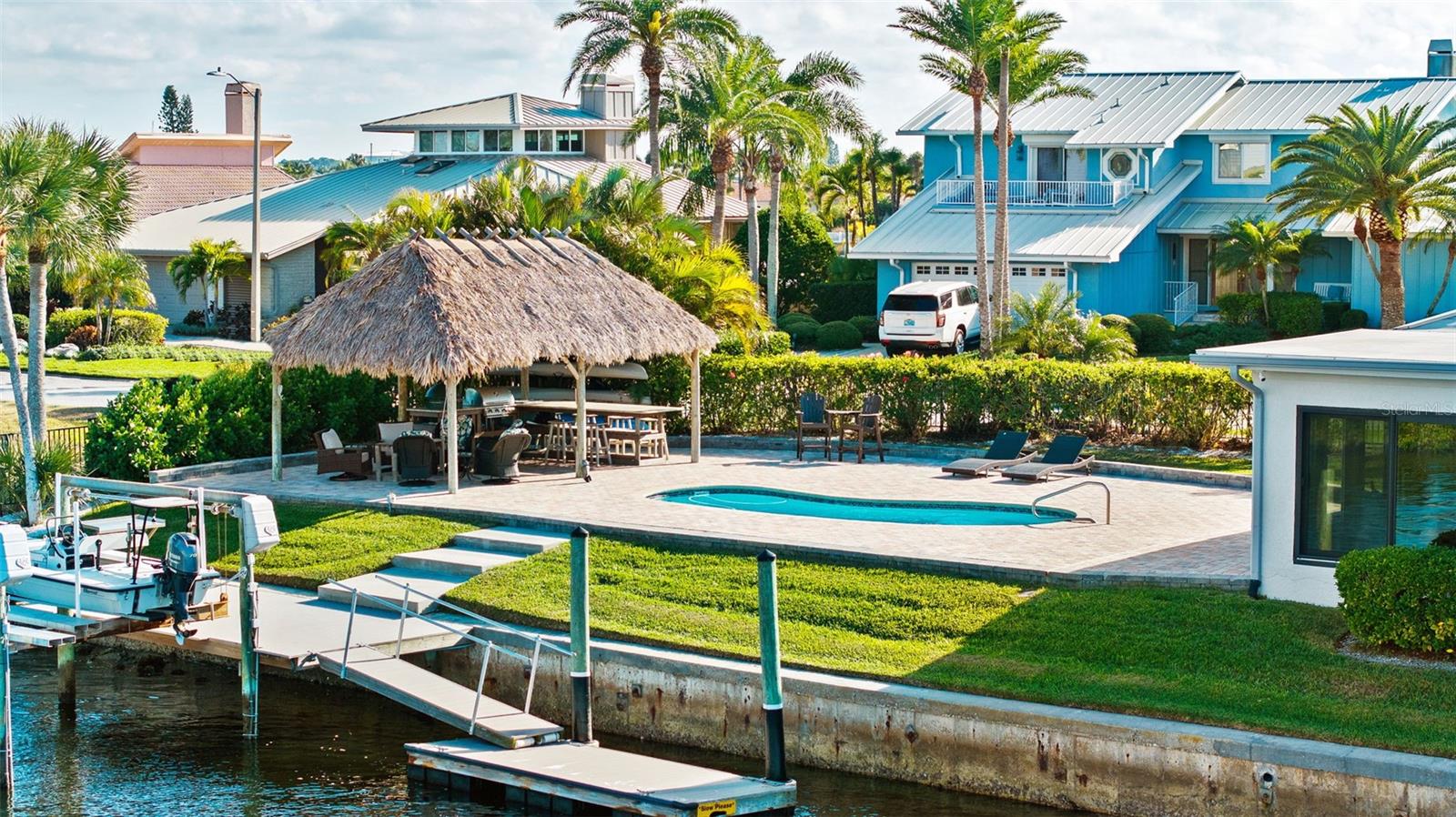 5791 WESTSHORE DRIVE