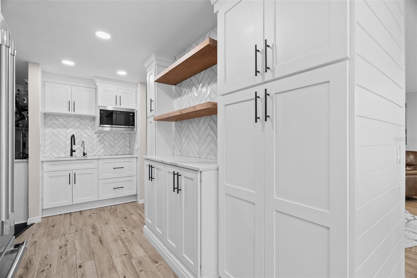 FLOR A MAR REP - Residential