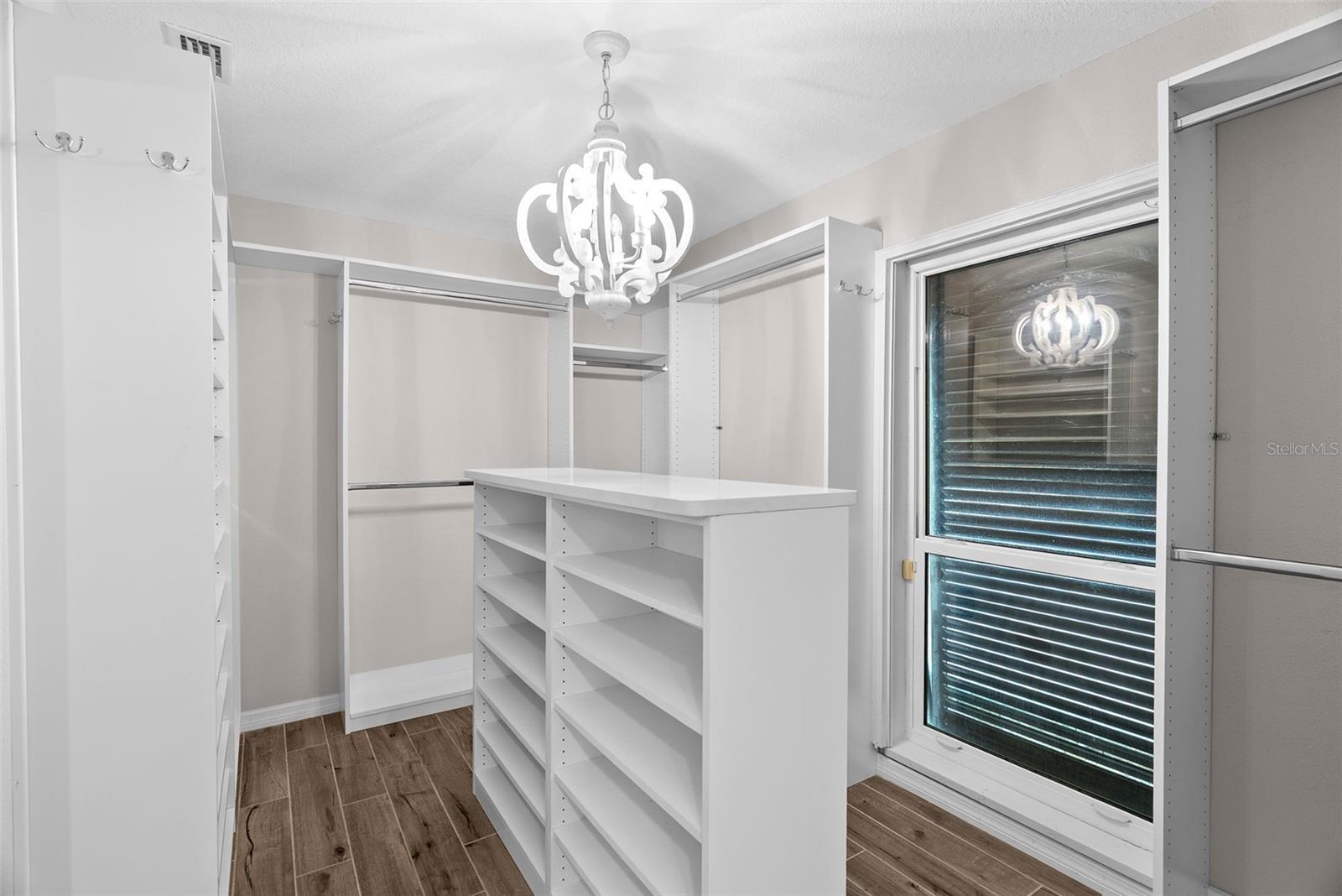 FLOR A MAR REP - Residential