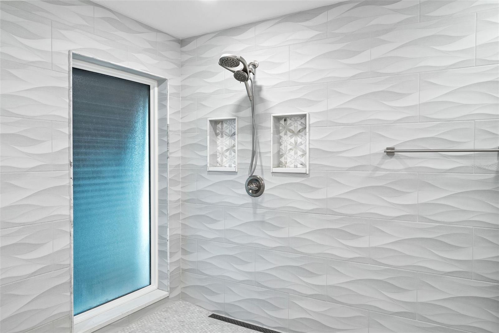 FLOR A MAR REP - Residential