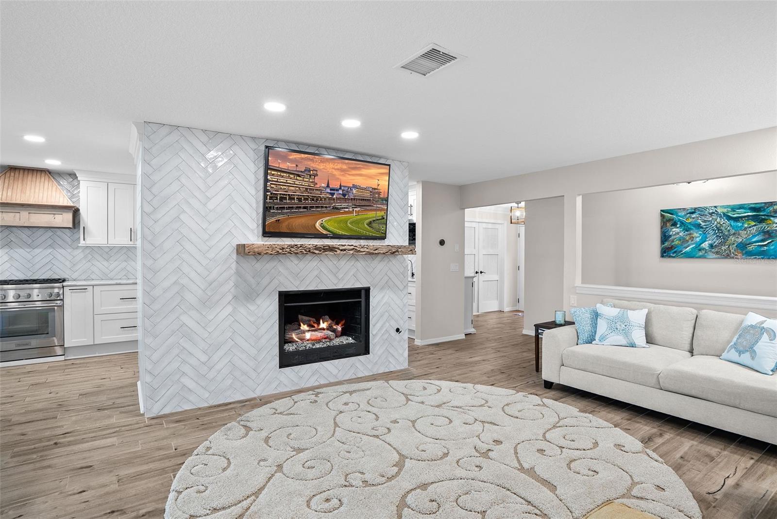 FLOR A MAR REP - Residential