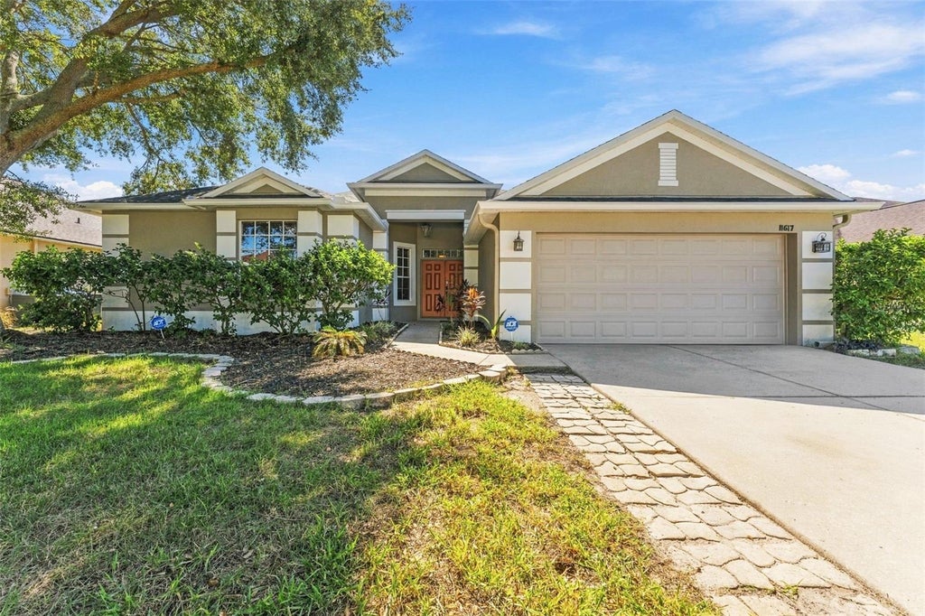 Photo of 11617 Grove Arcade Drive, Riverview, FL 33569 (MLS # TB8560422)