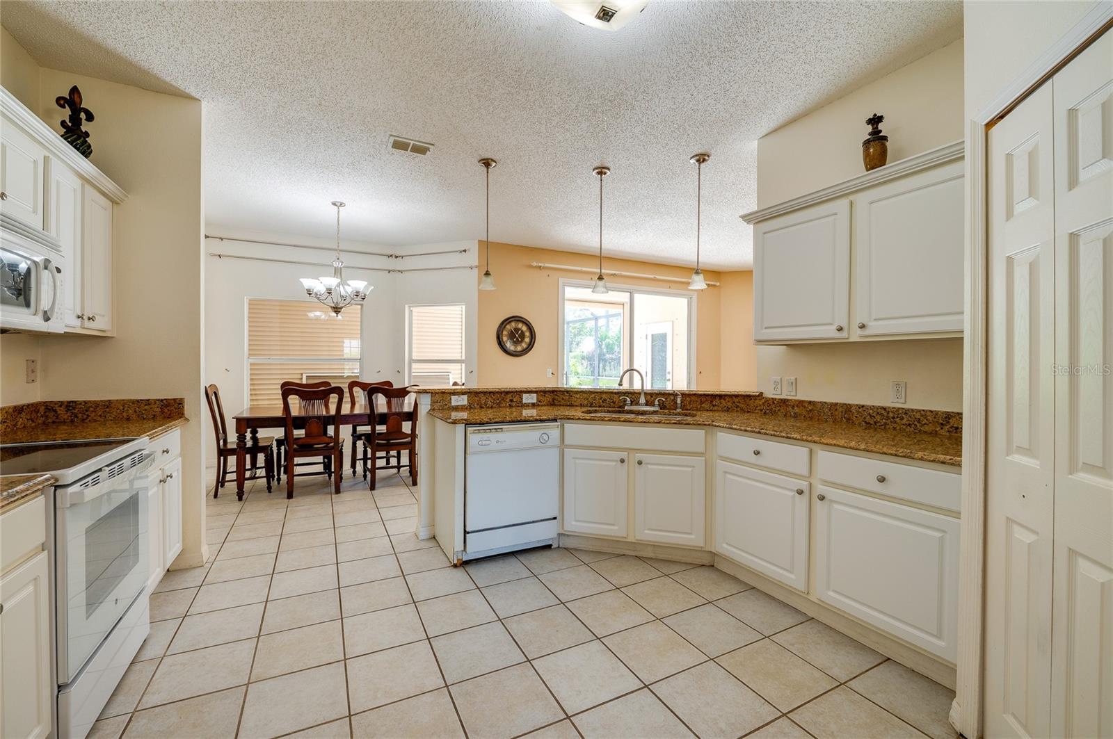 FLORIDA SHORES - Residential