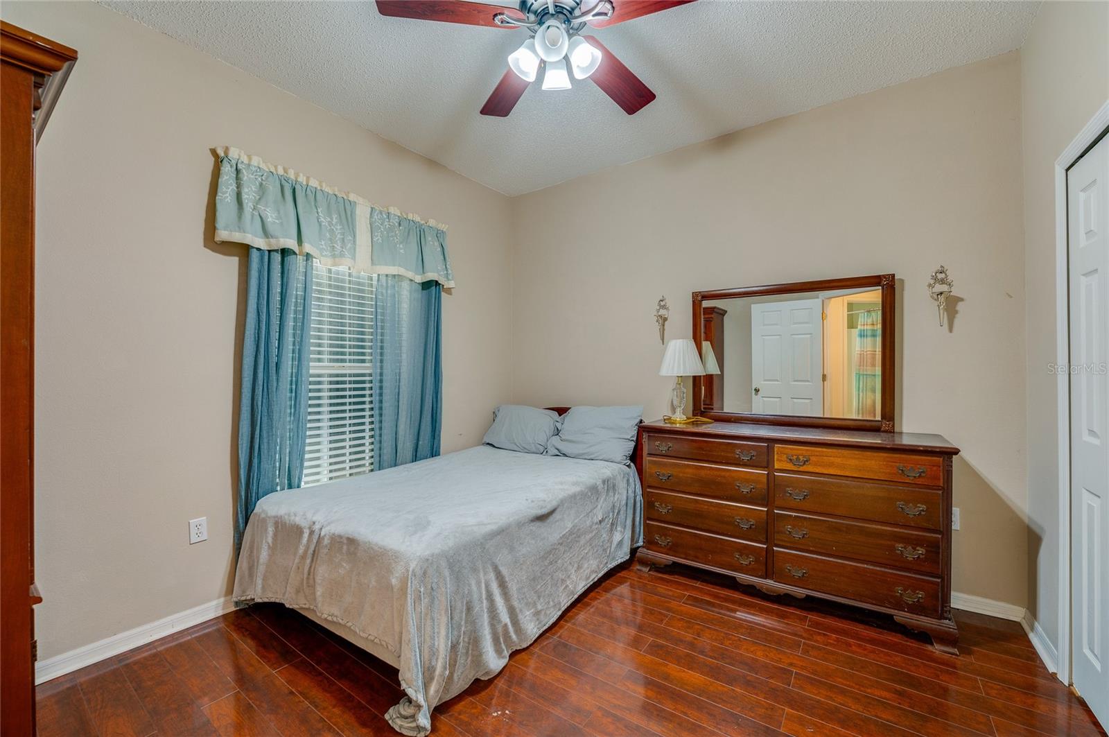 FLORIDA SHORES - Residential