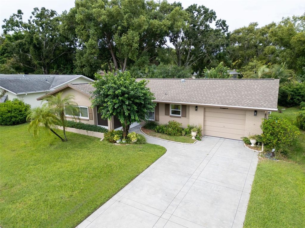 Photo of 2336 Malcolm Drive, Palm Harbor, FL 34684 (MLS # TB8429552)