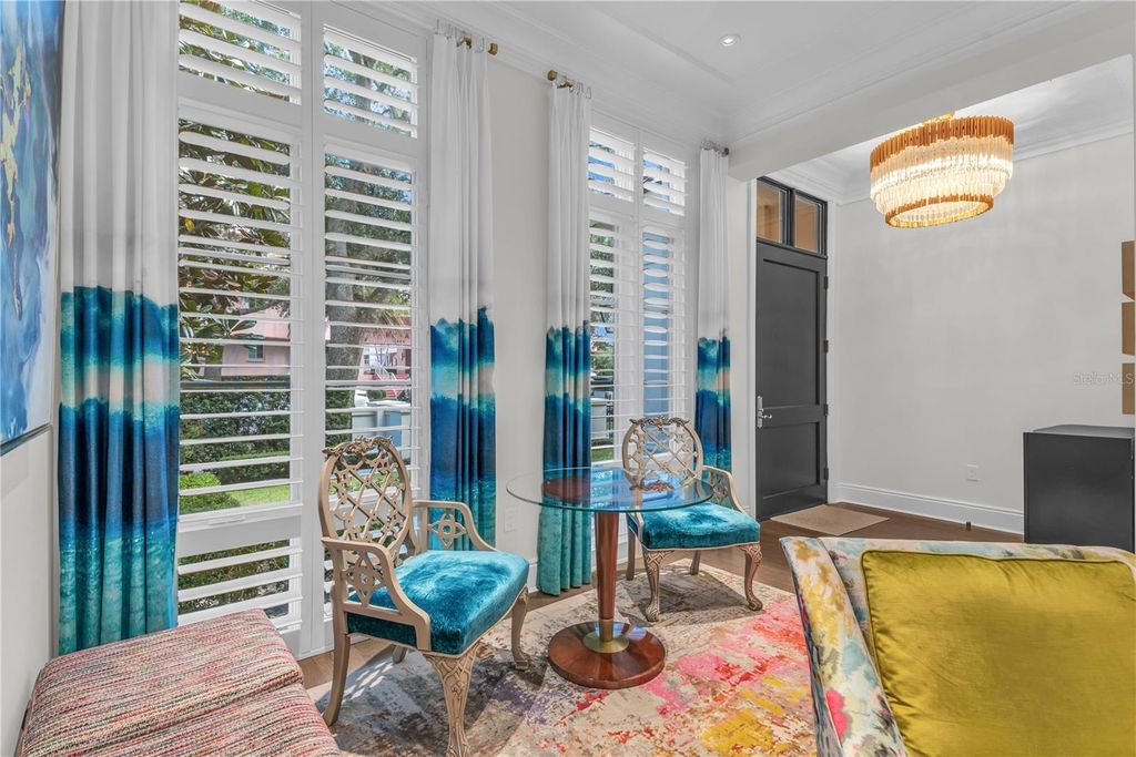 Photo of 637 N Park Avenue, Winter Park, FL 32789 (MLS # O6370317)