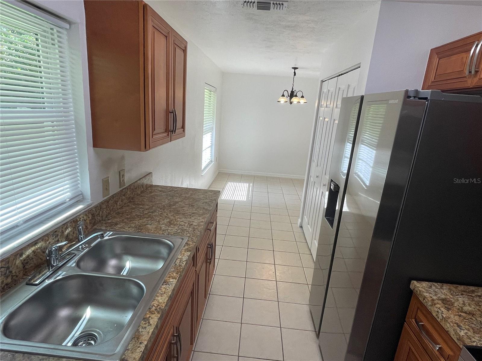 EVANS ACRES - Residential Lease