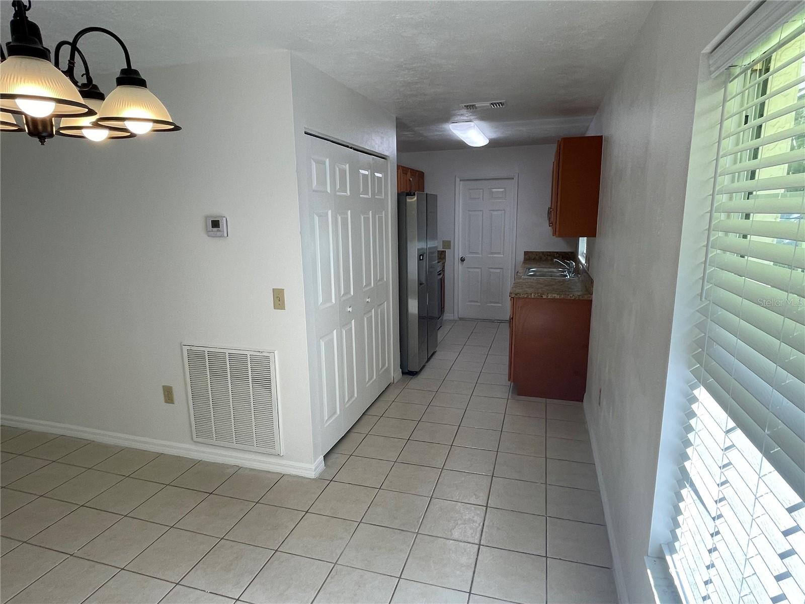 EVANS ACRES - Residential Lease