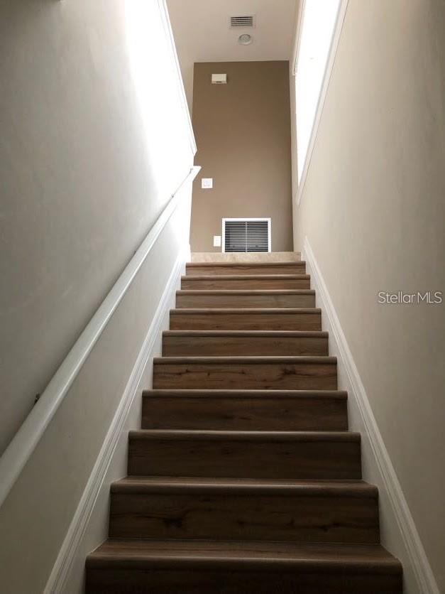 BAY STREET VILLAGE - Residential Lease