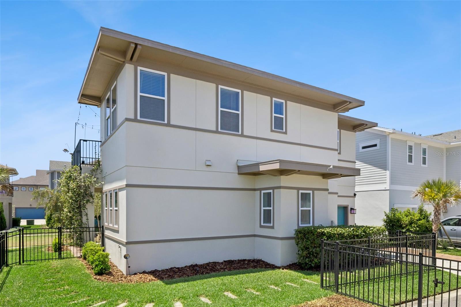 LAUREATE PARK PH 9 - Residential