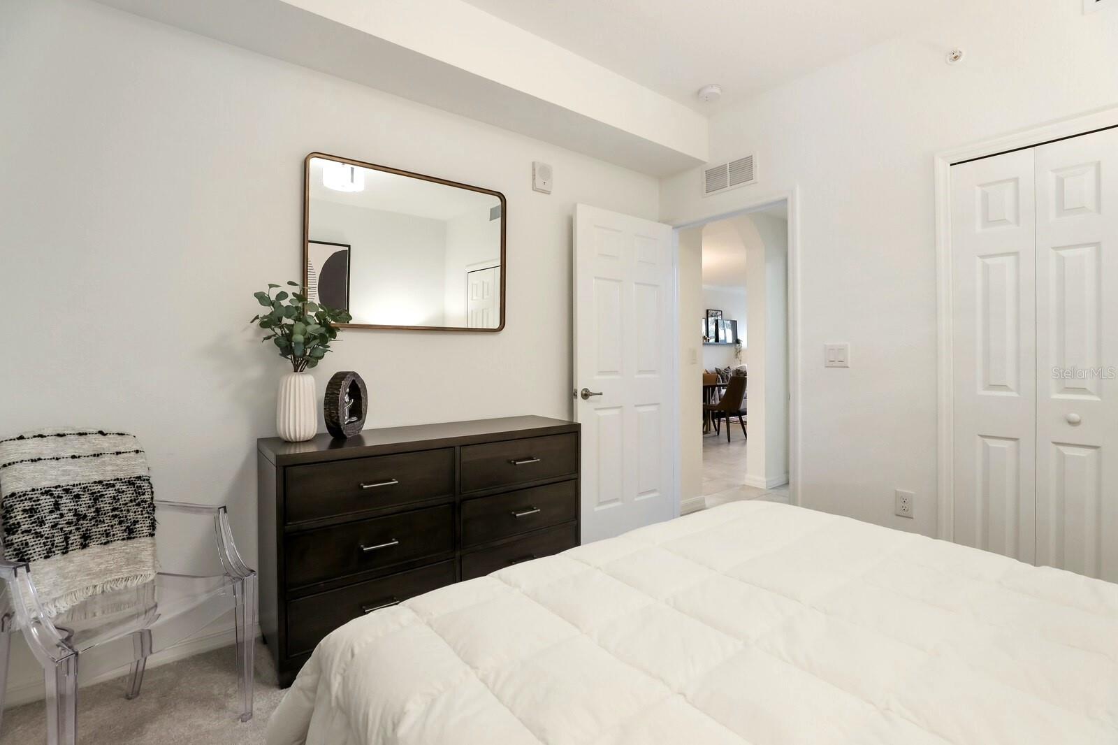 LAKEWOOD NATIONAL - Residential Lease