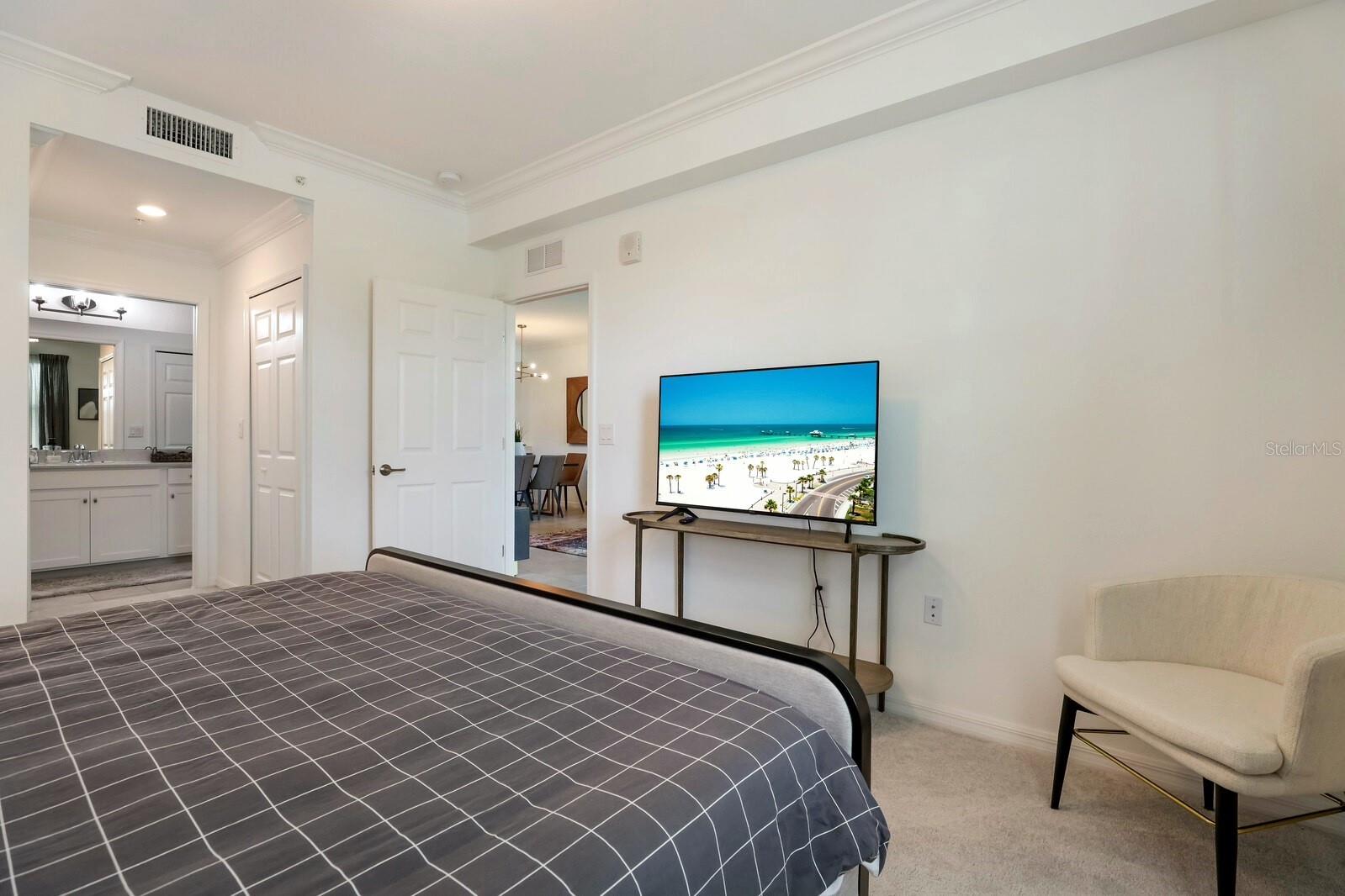 LAKEWOOD NATIONAL - Residential Lease