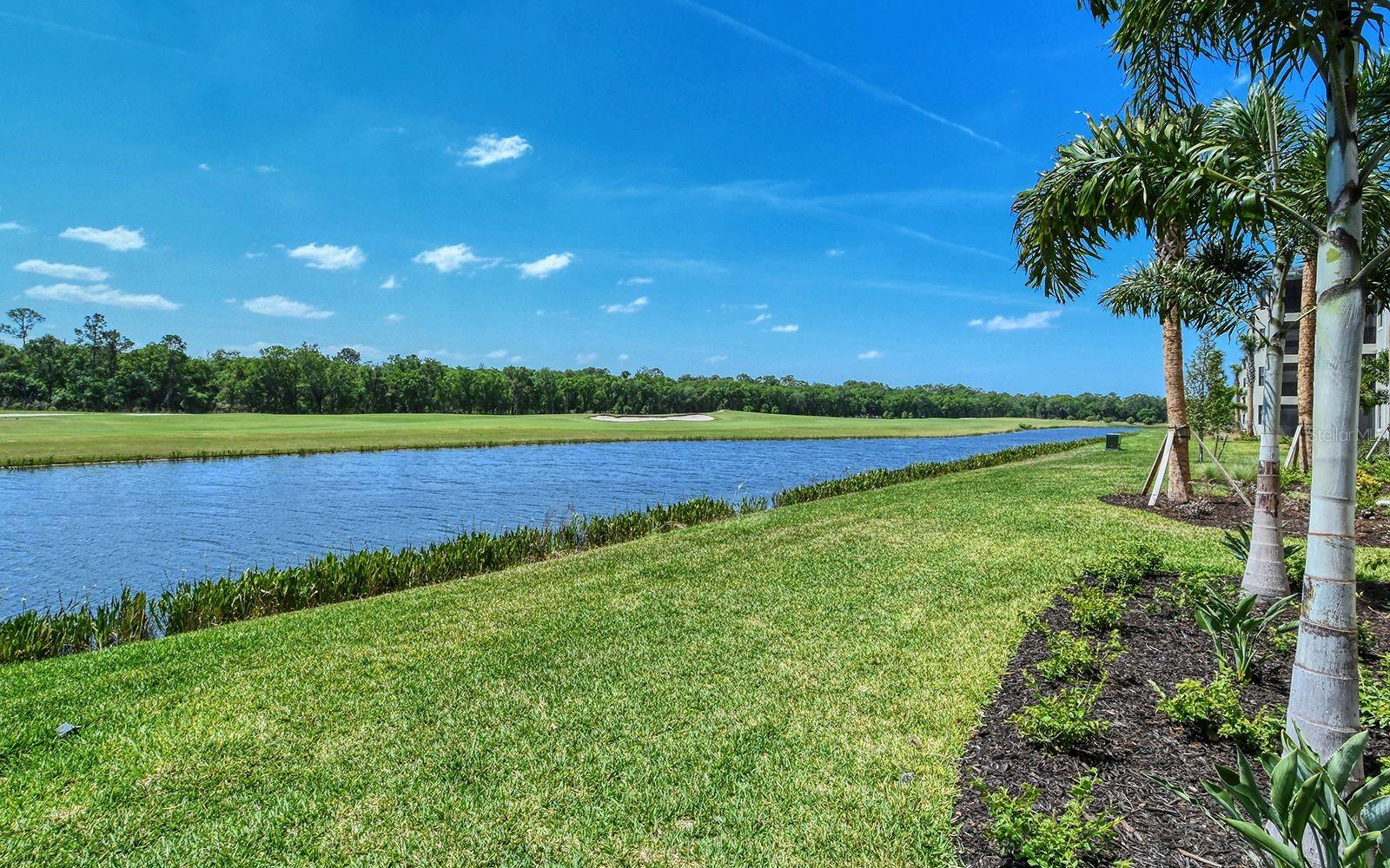 LAKEWOOD NATIONAL - Residential Lease
