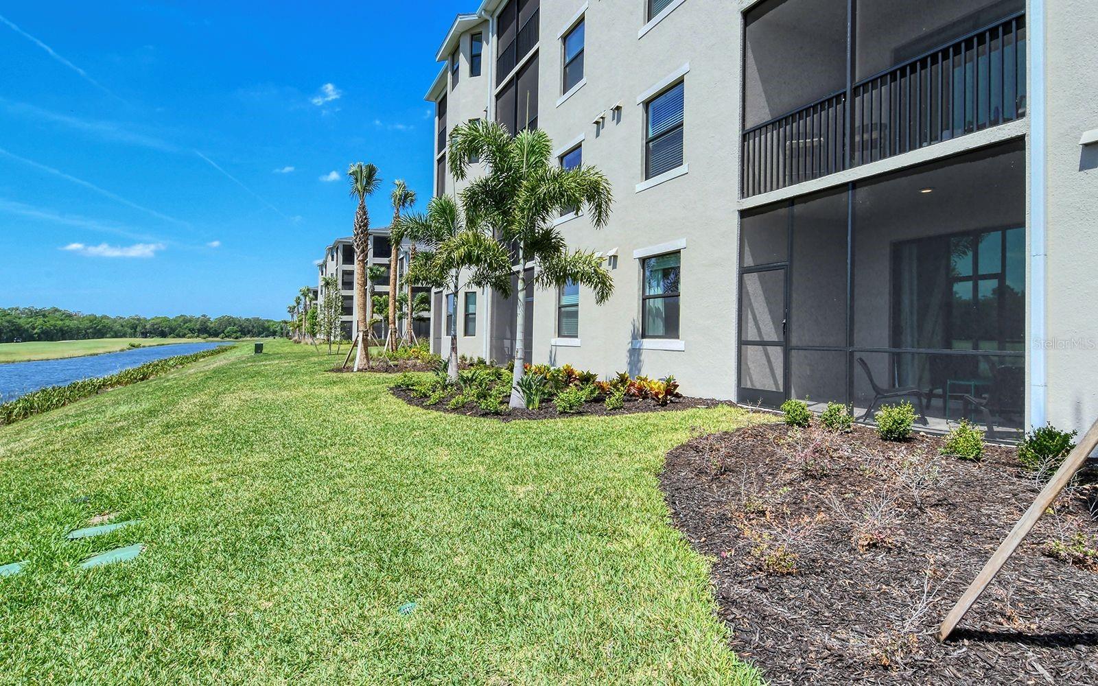 LAKEWOOD NATIONAL - Residential Lease
