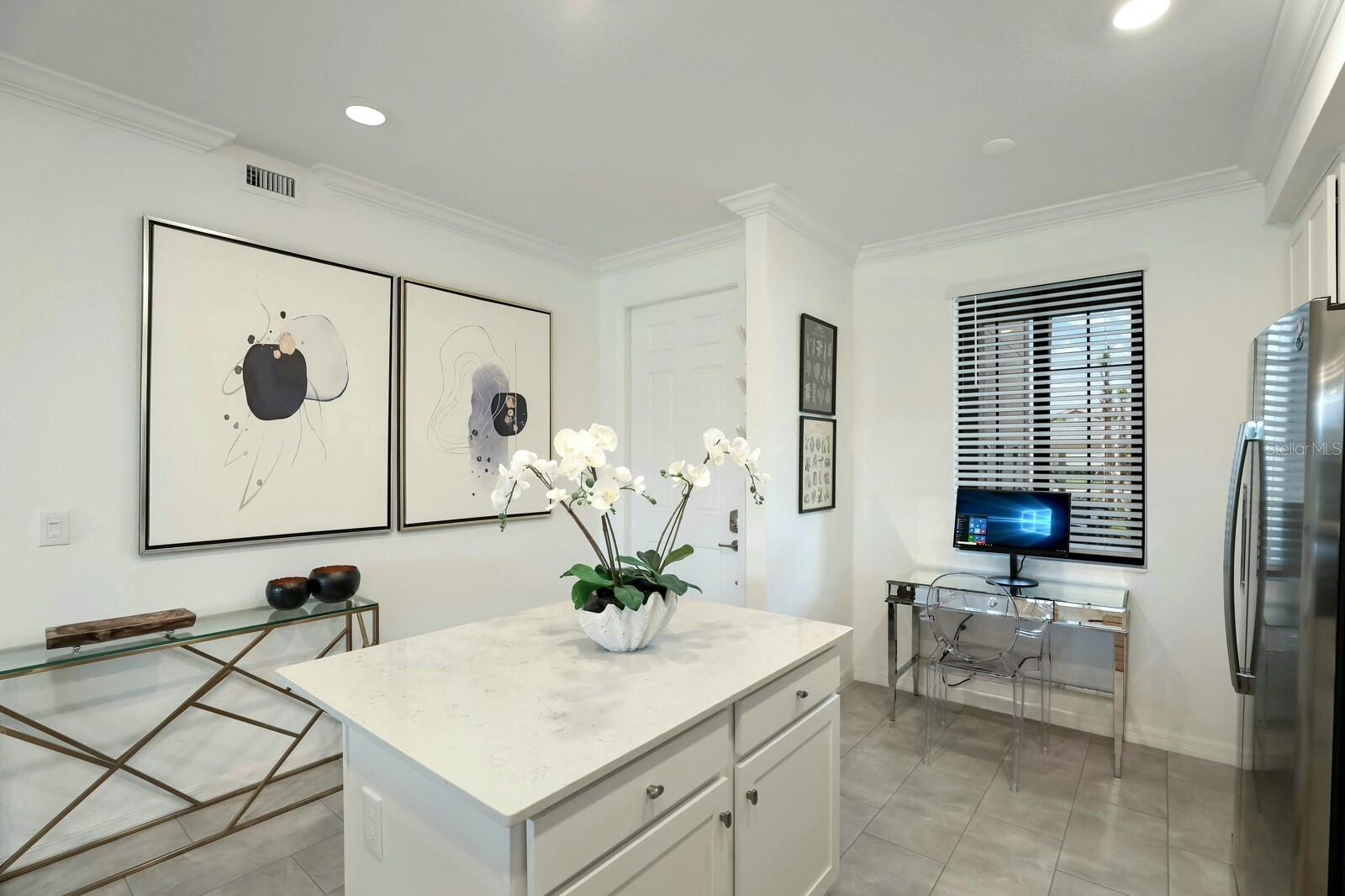 LAKEWOOD NATIONAL - Residential Lease