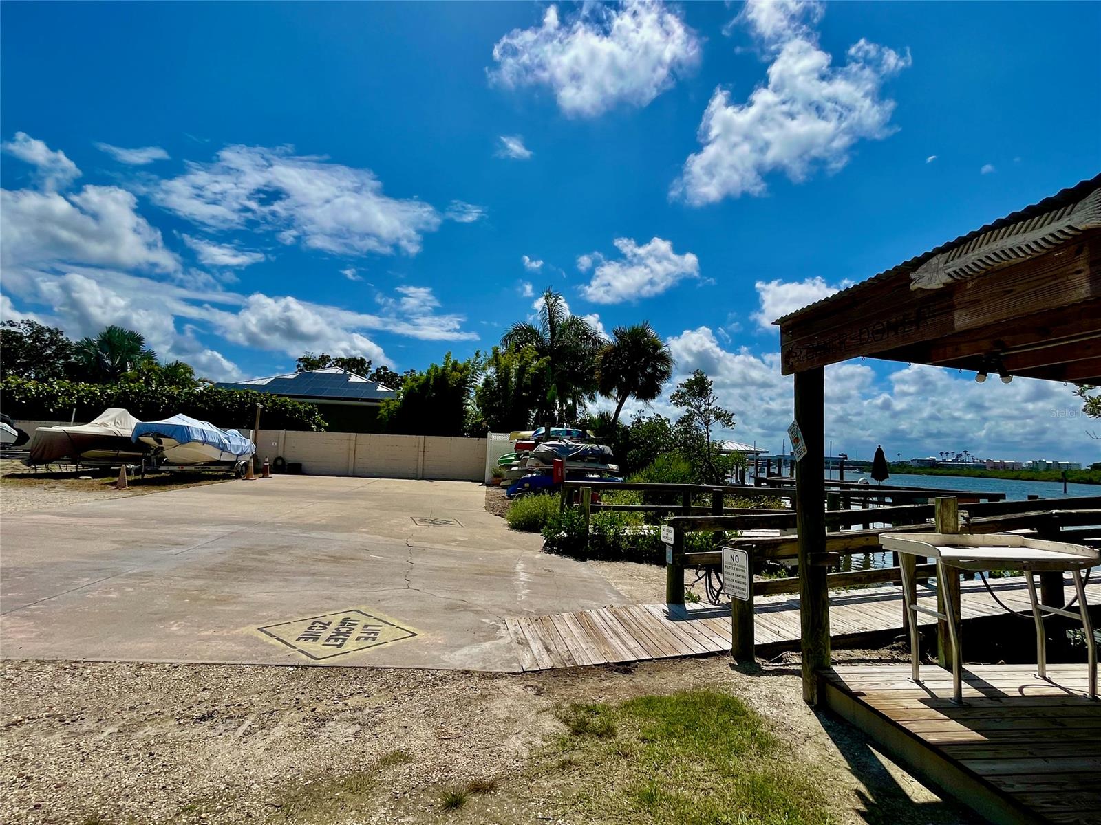 Bouchelle Island Condo - Residential