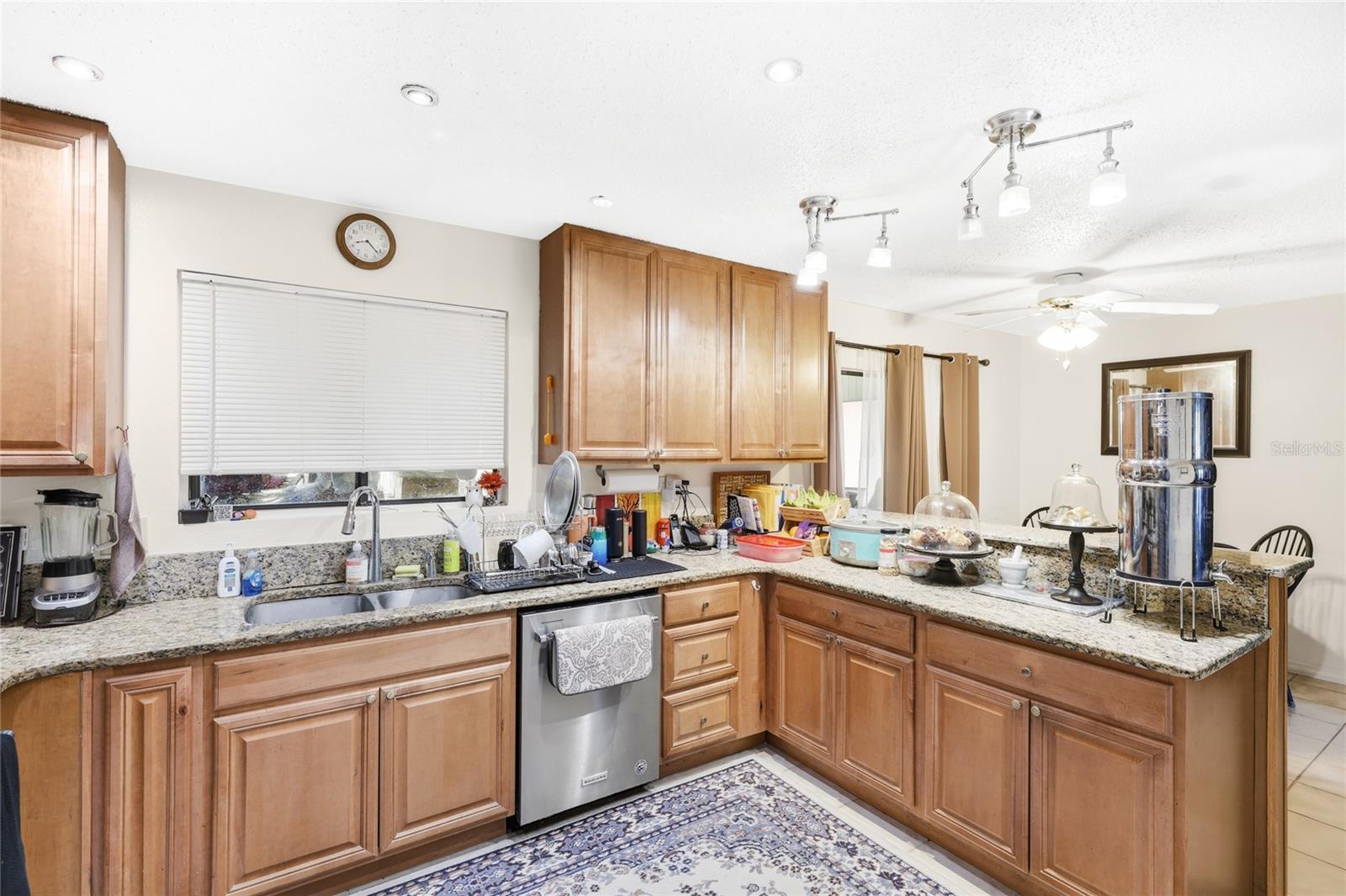 BENEVA RIDGE - Residential