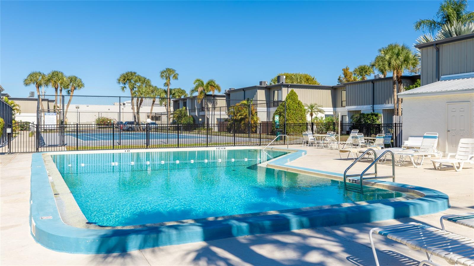 BENEVA RIDGE - Residential