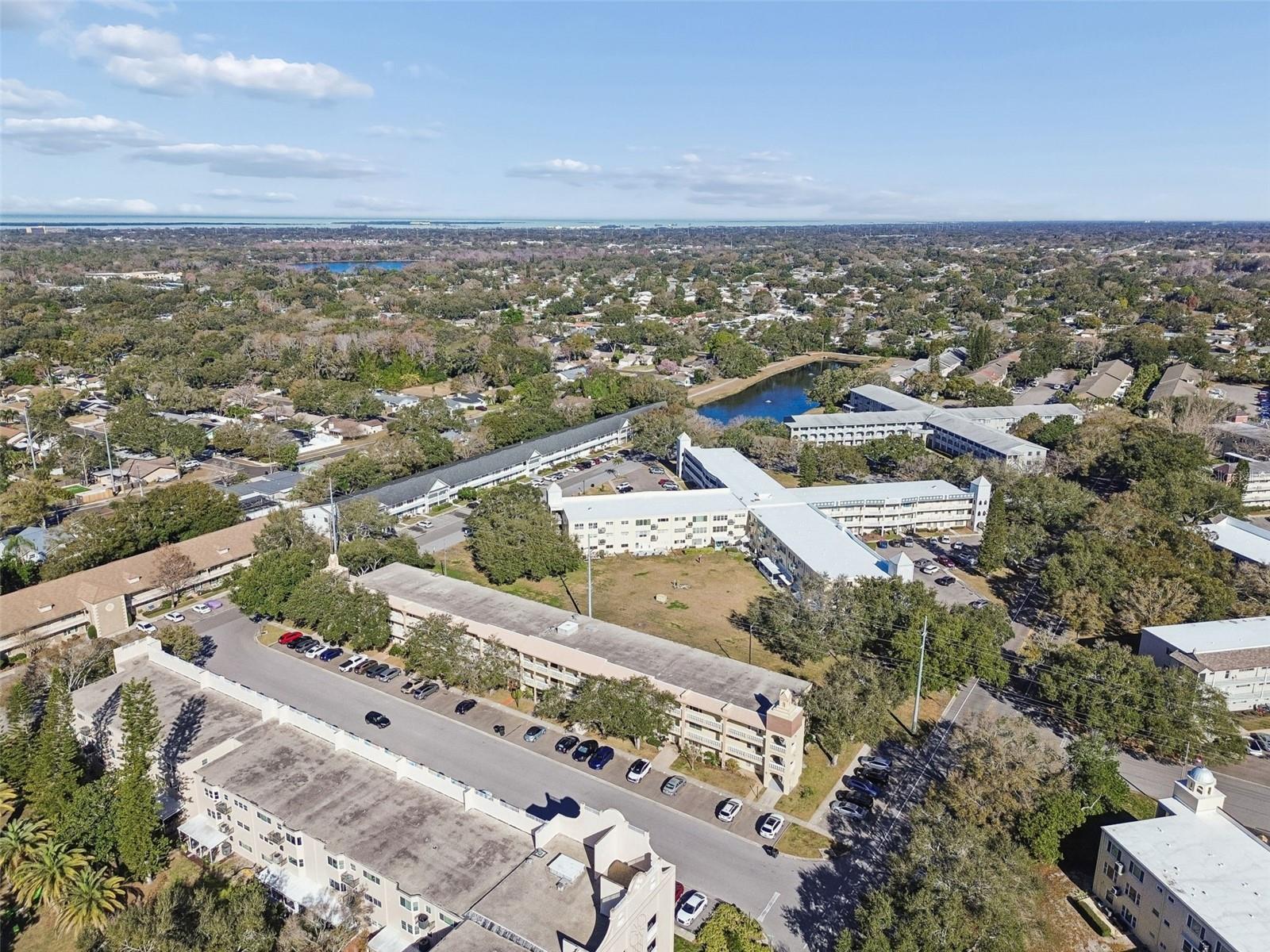 ON TOP OF THE WORLD - Residential