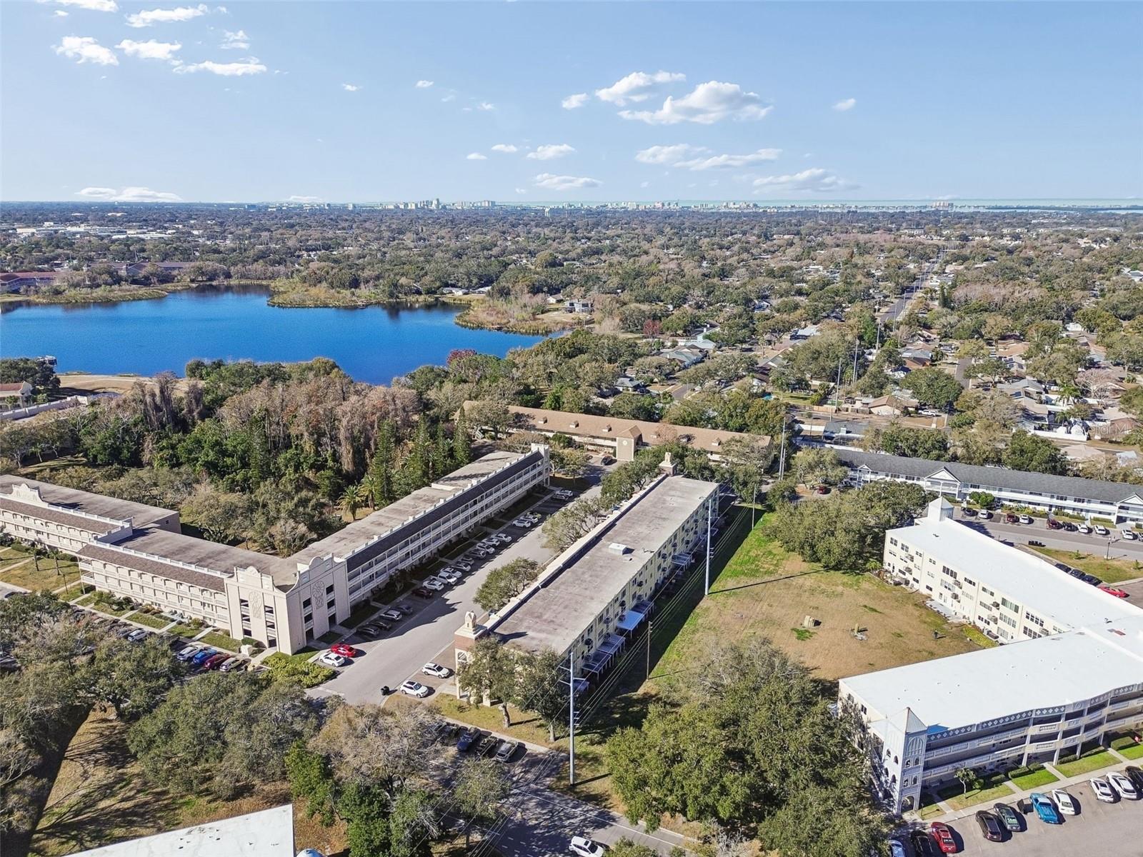 ON TOP OF THE WORLD - Residential