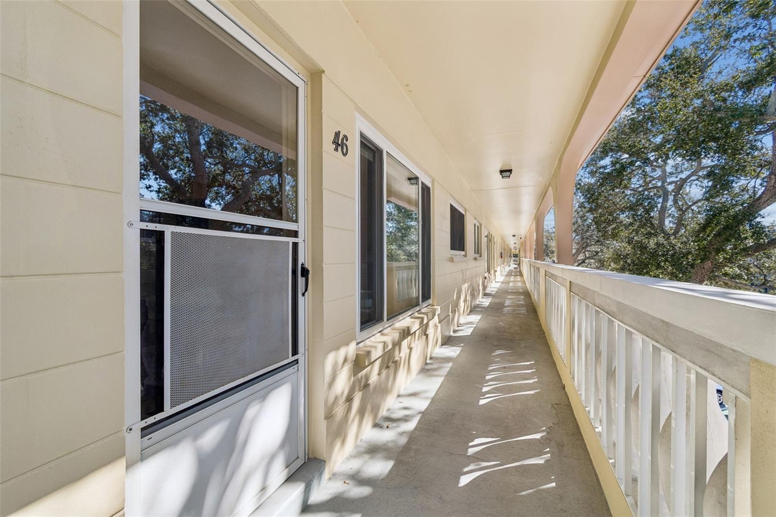 ON TOP OF THE WORLD - Residential