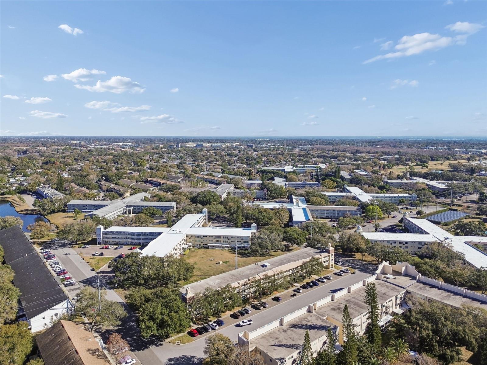 ON TOP OF THE WORLD - Residential