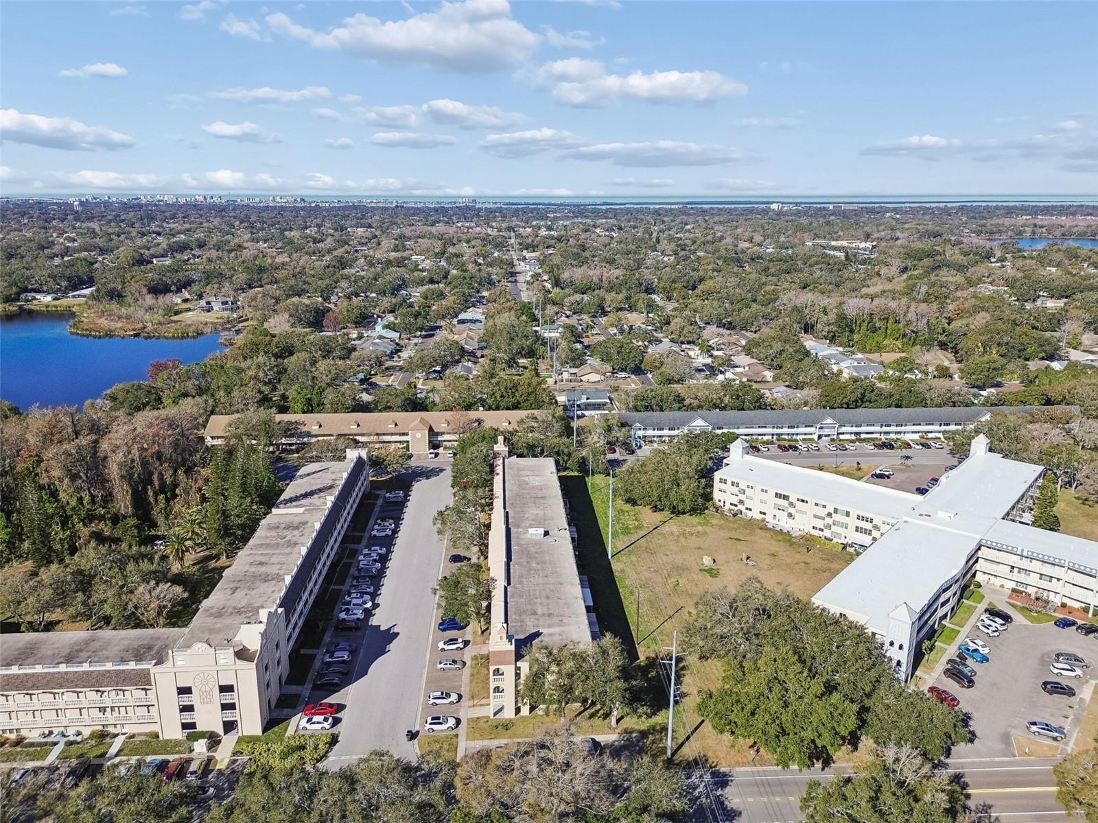 ON TOP OF THE WORLD - Residential