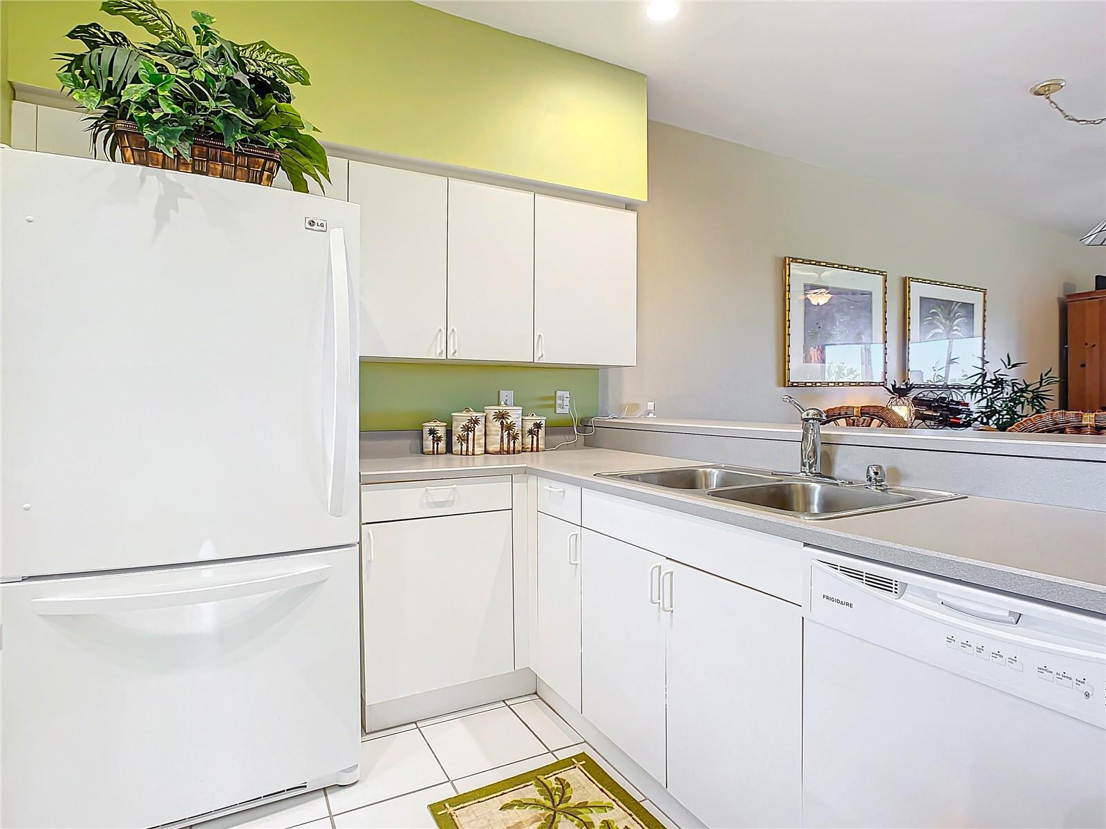 Photo 8 of 41 of 2700 N PENINSULA AVENUE 536 condo