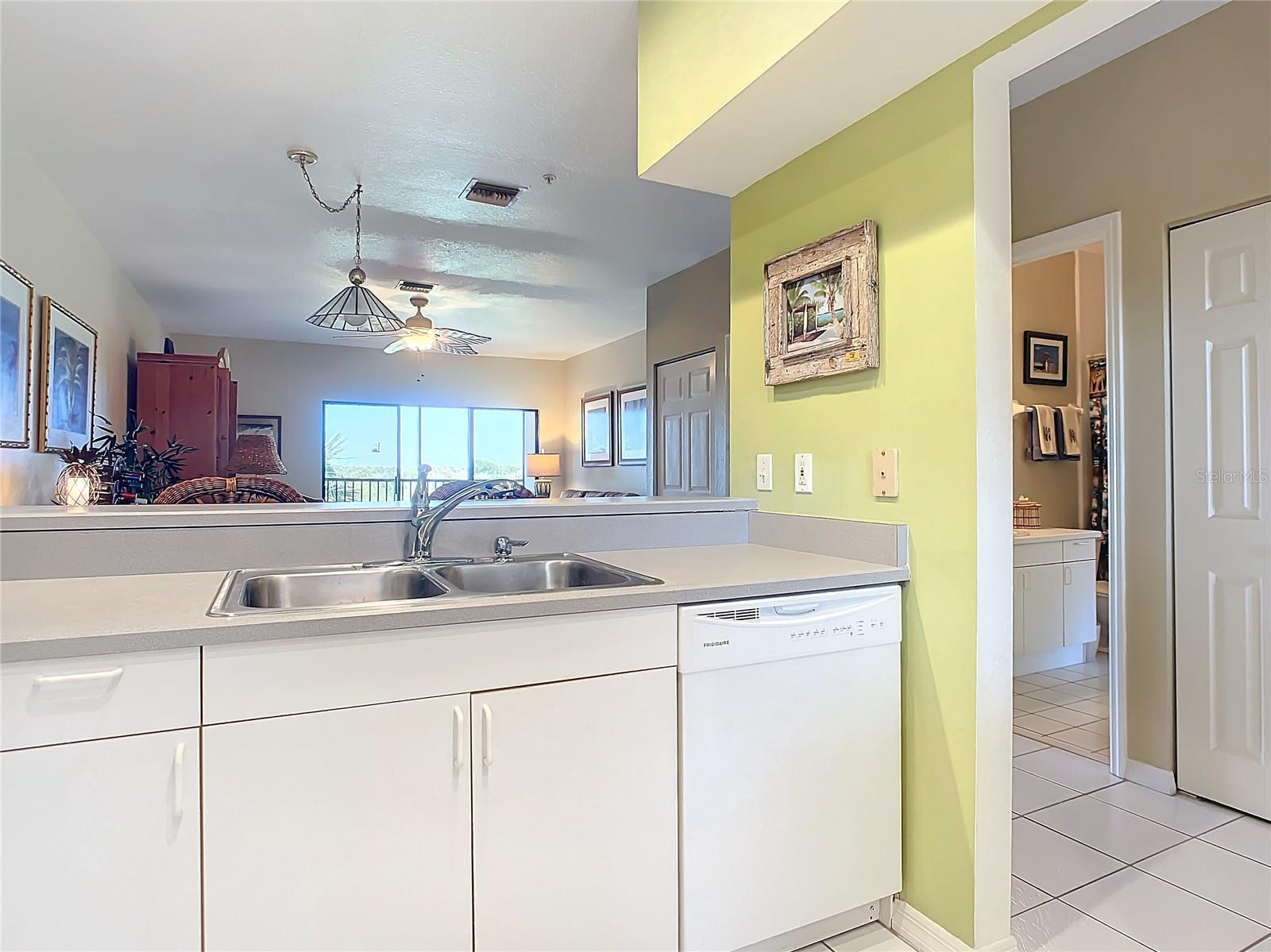 Photo 10 of 41 of 2700 N PENINSULA AVENUE 536 condo