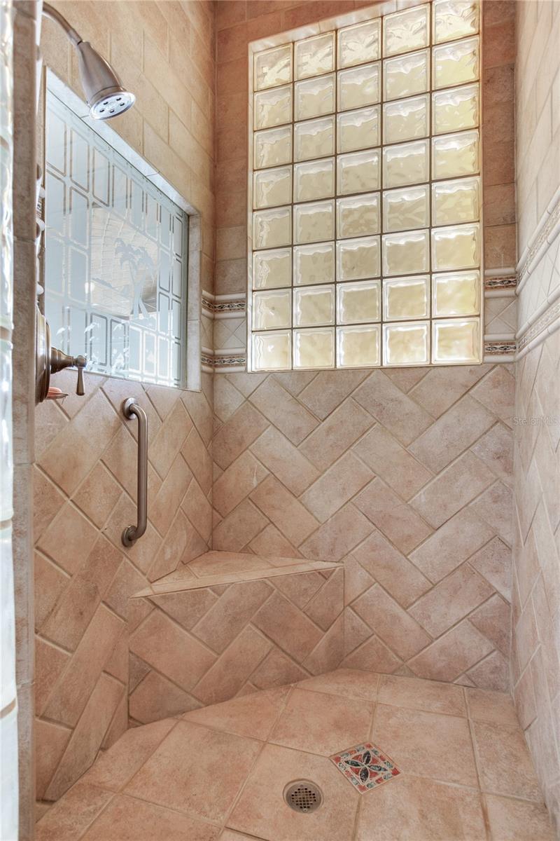 REDINGTON BEACH HOMES 5TH ADD - Residential