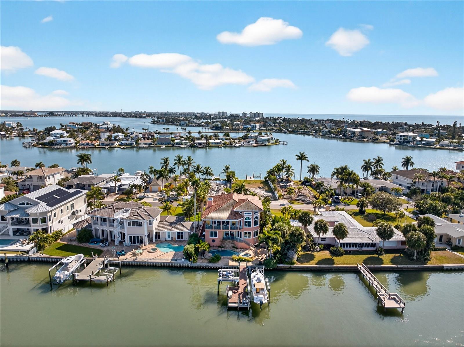 REDINGTON BEACH HOMES 5TH ADD - Residential